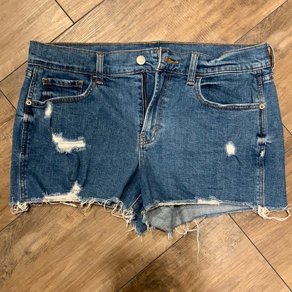 Boyfriend jean shorts